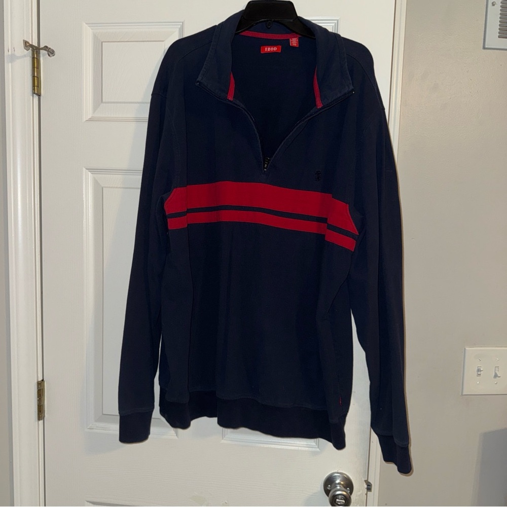 Izod Men's Dark Blue Zip-Up Sweater with Red Accents